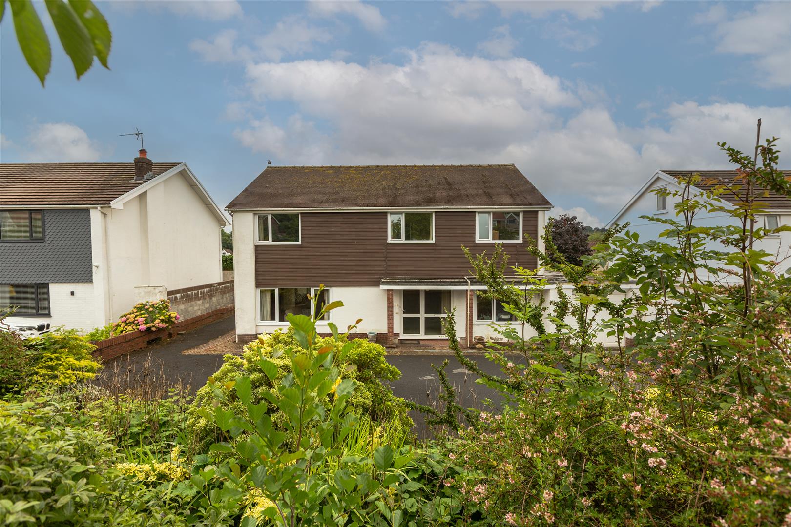 Rhyd-Y-Defaid Drive, Sketty, Swansea, SA2 8AN